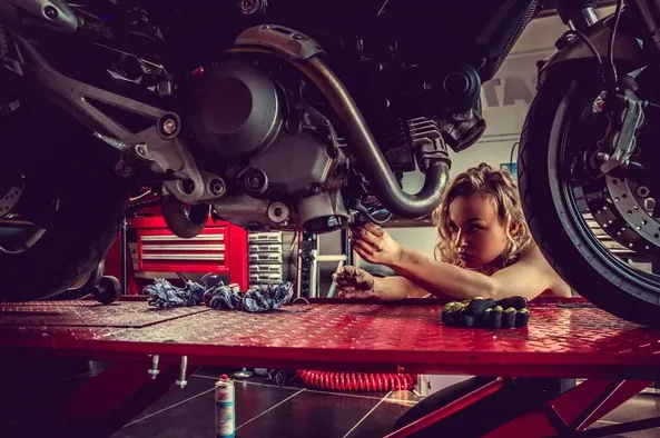 Curso Mecánica de Motos para Mujeres