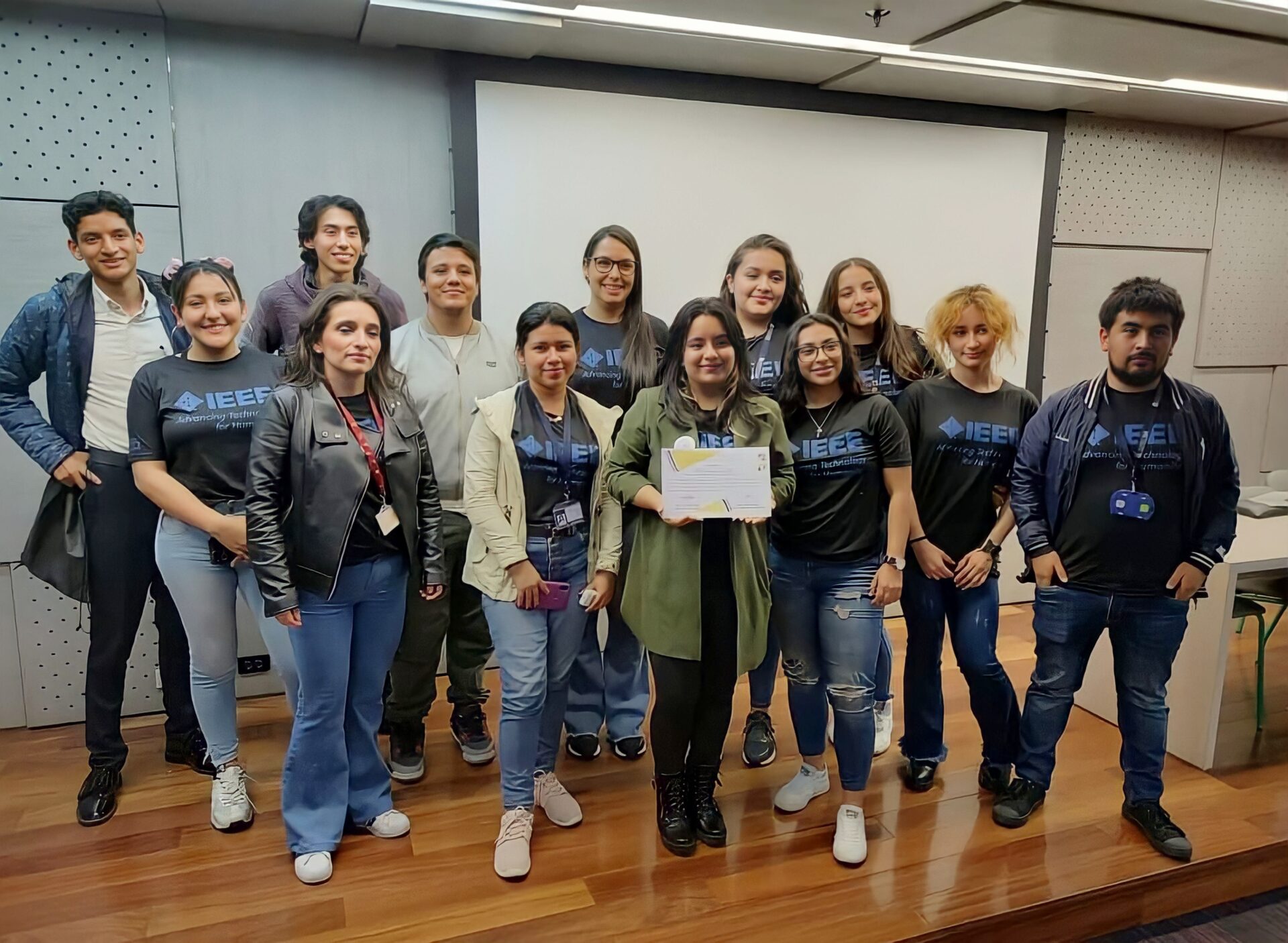 Mujeres en la Ingeniería Rompiendo Barreras