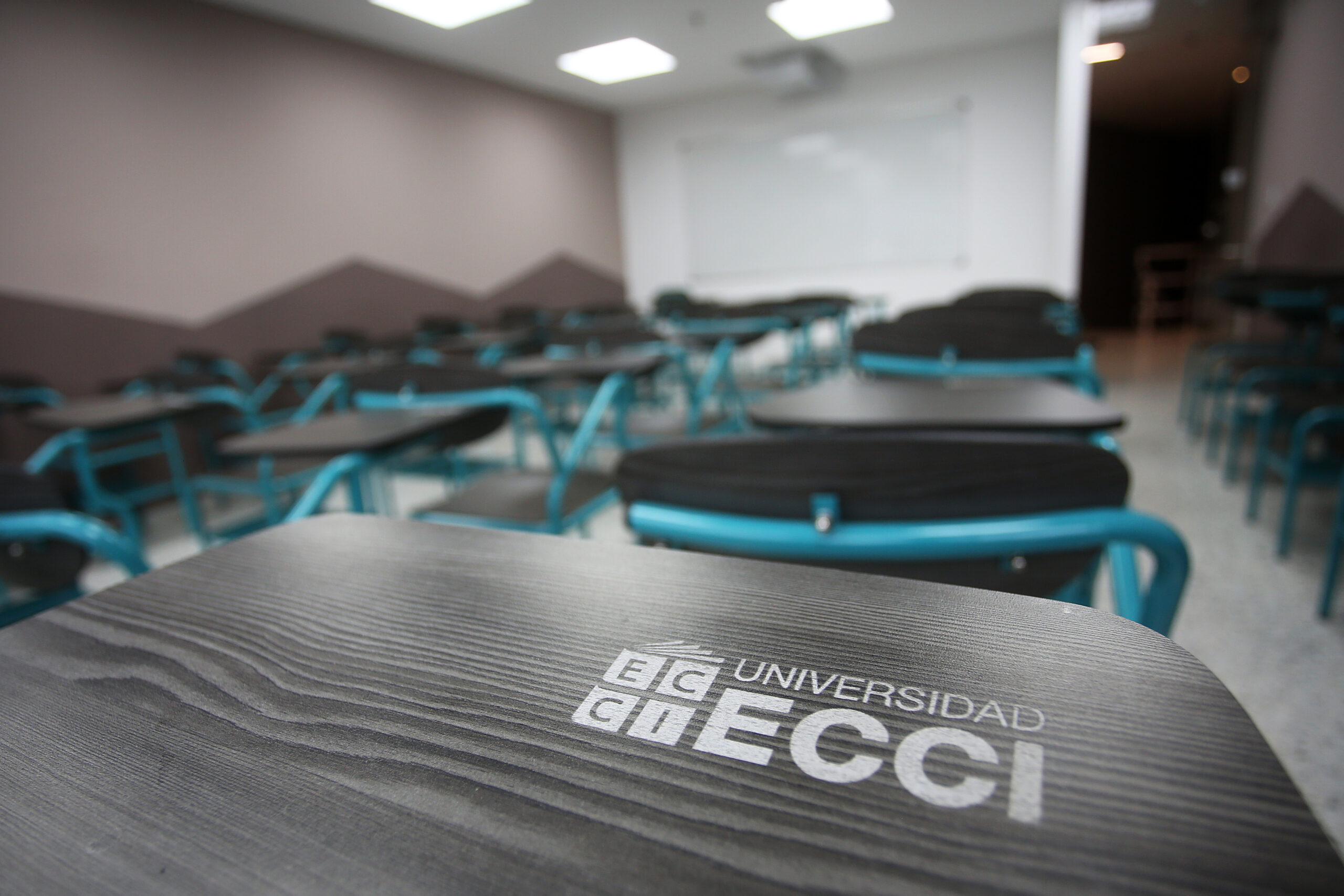 ECCI Universidad Cali aulas scaled