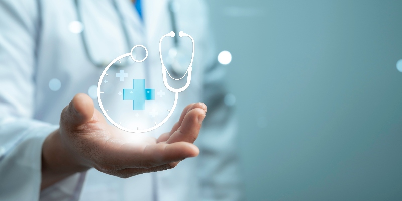 Noticia - La Universidad ECCI participa en el HealthStrategy Summit: Innovación y Liderazgo en Salud Digital
